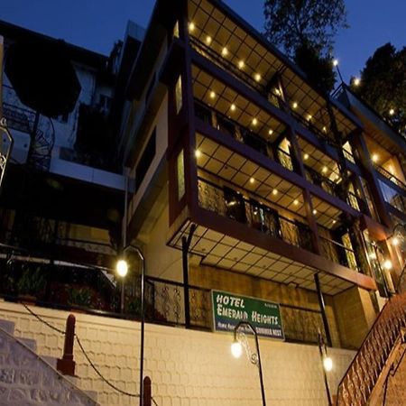 Hotel Emerald Heights Mussoorie Buitenkant foto