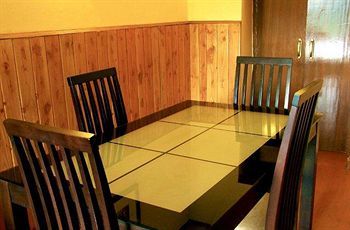 Hotel Emerald Heights Mussoorie Buitenkant foto
