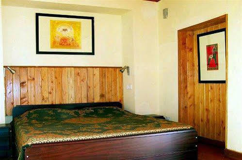 Hotel Emerald Heights Mussoorie Buitenkant foto